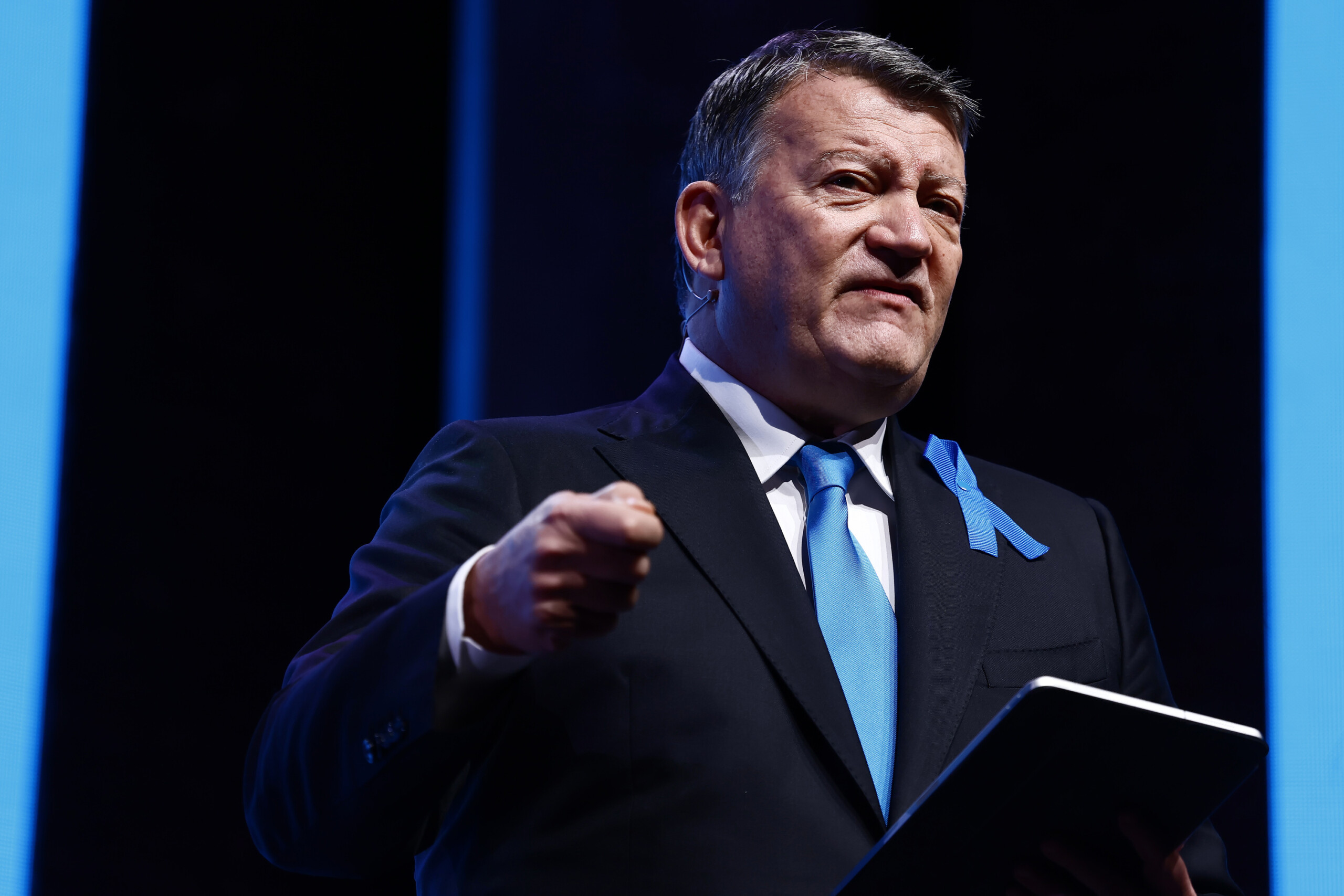 May 1st, Bombardieri (Uil): "Tampering with machinery is committing murder"