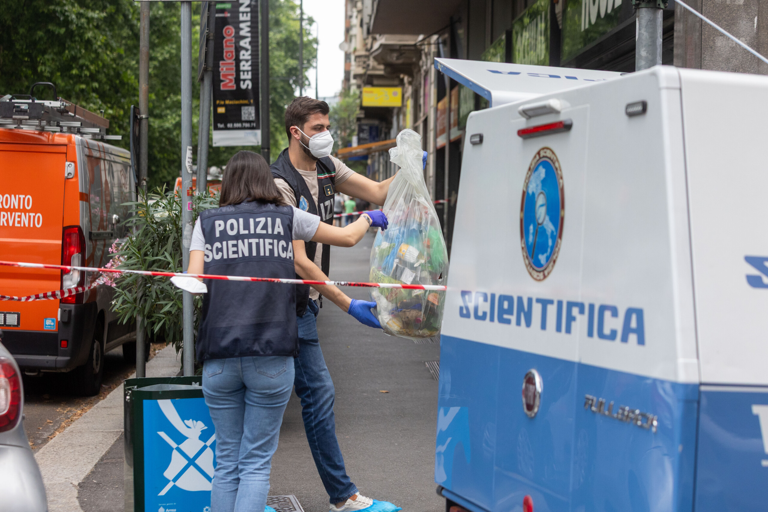 Messina: body found in a black bag in Milazzo, murder investigation underway