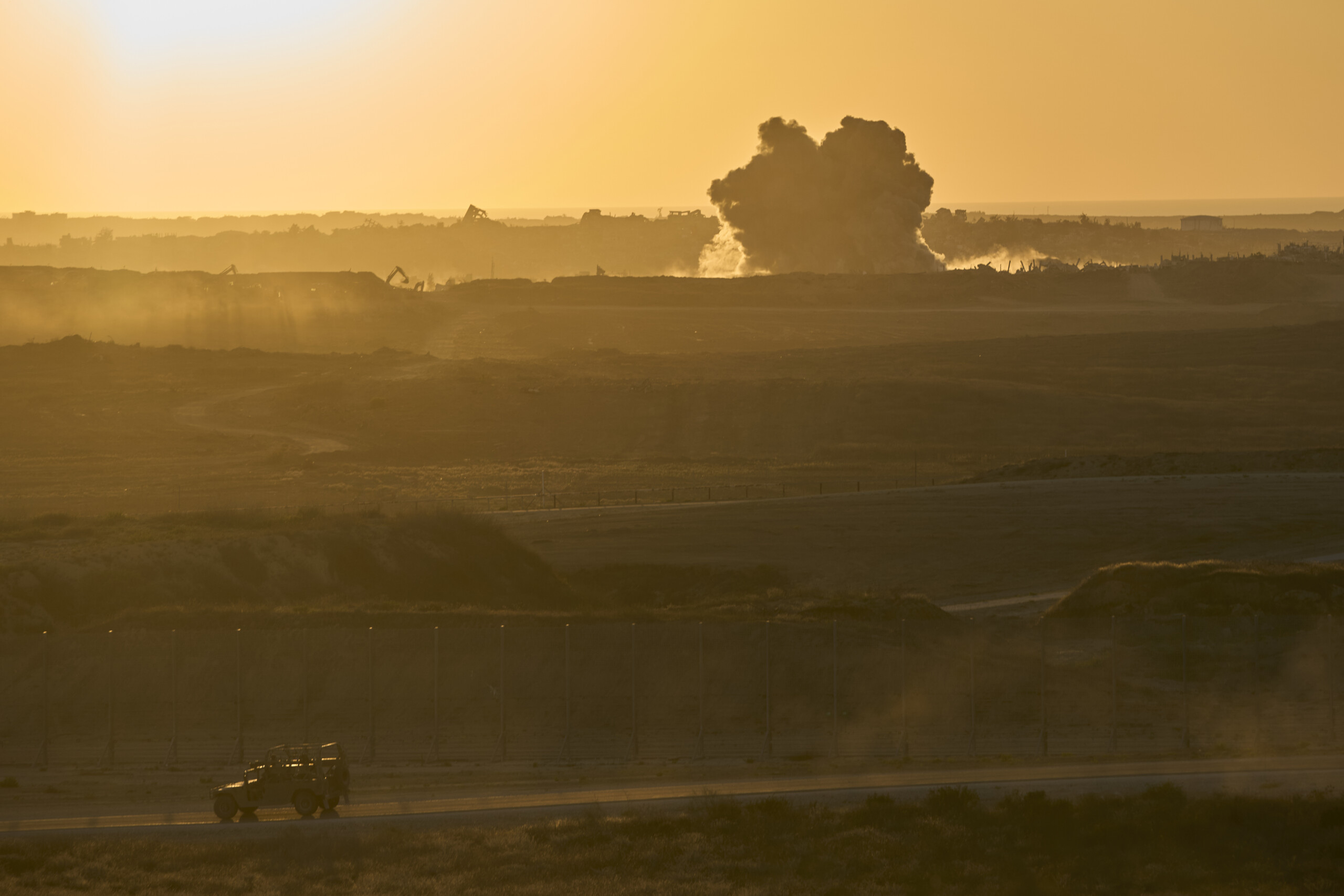 Middle East, 24 Palestinians killed in Gaza in IDF attacks since dawn