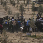 Middle East, cargo truck stormed and overturned in Gaza: 20 dead