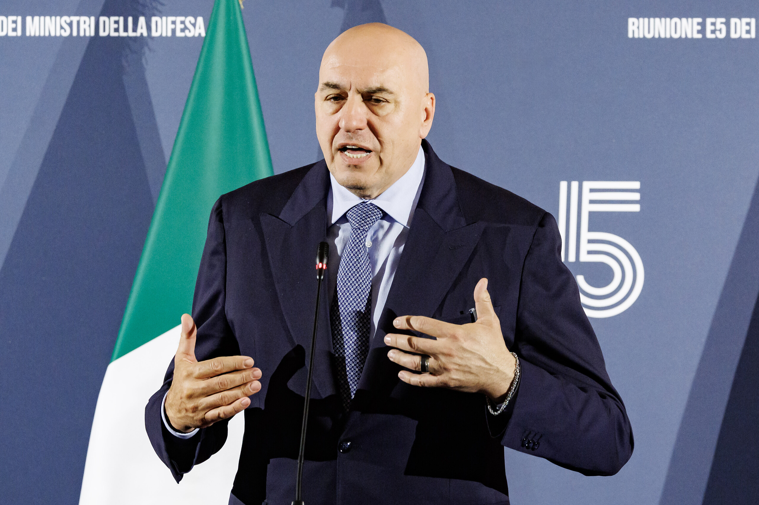 Middle East, Crosetto: "We Are Friends of Israel, But Netanyahu Must Stop in Gaza"