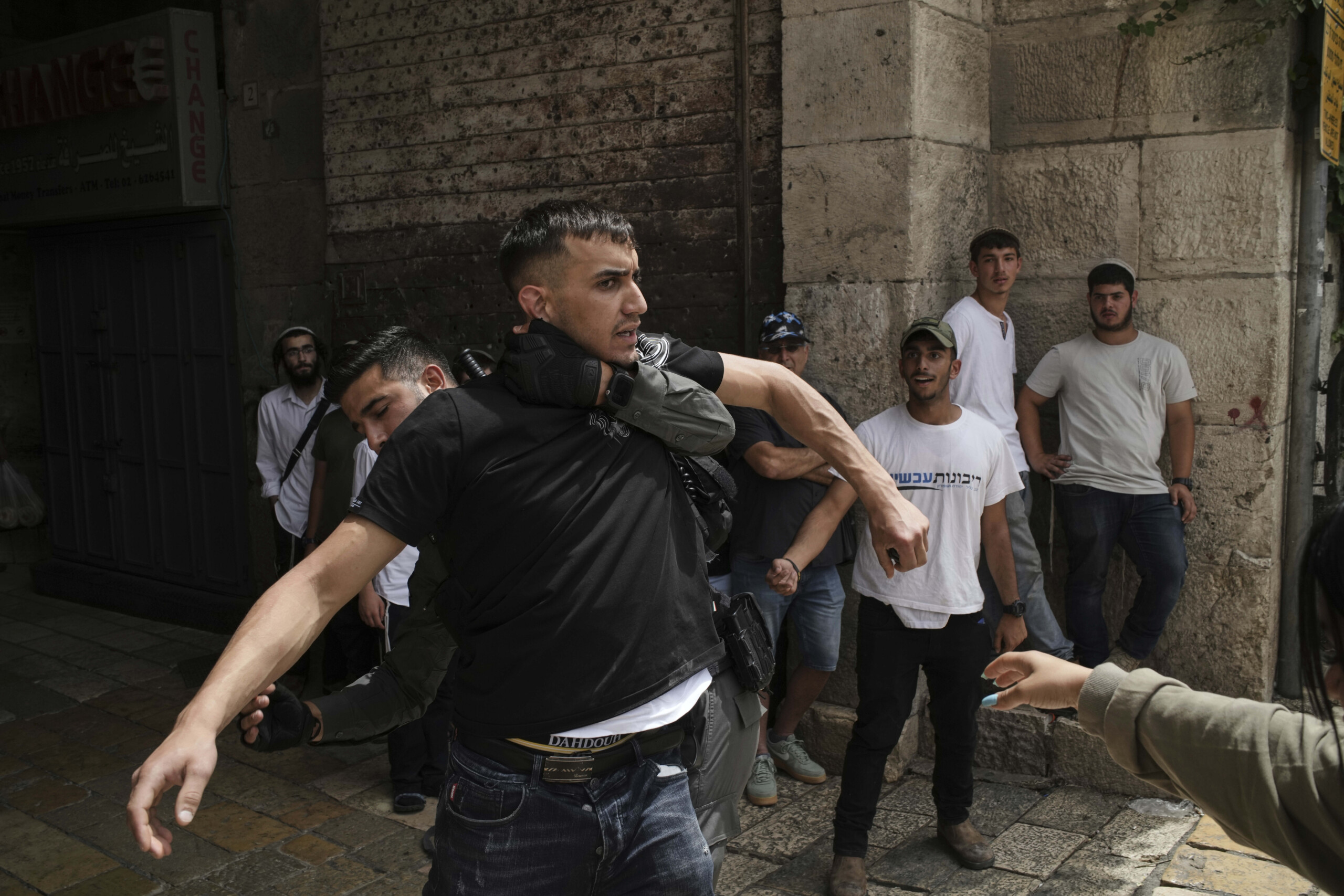 Middle East: 'Death to Arabs,' Israeli nationalist march in Jerusalem Middle East: 'Death to Arabs,' Israeli nationalist march in Jerusalem
