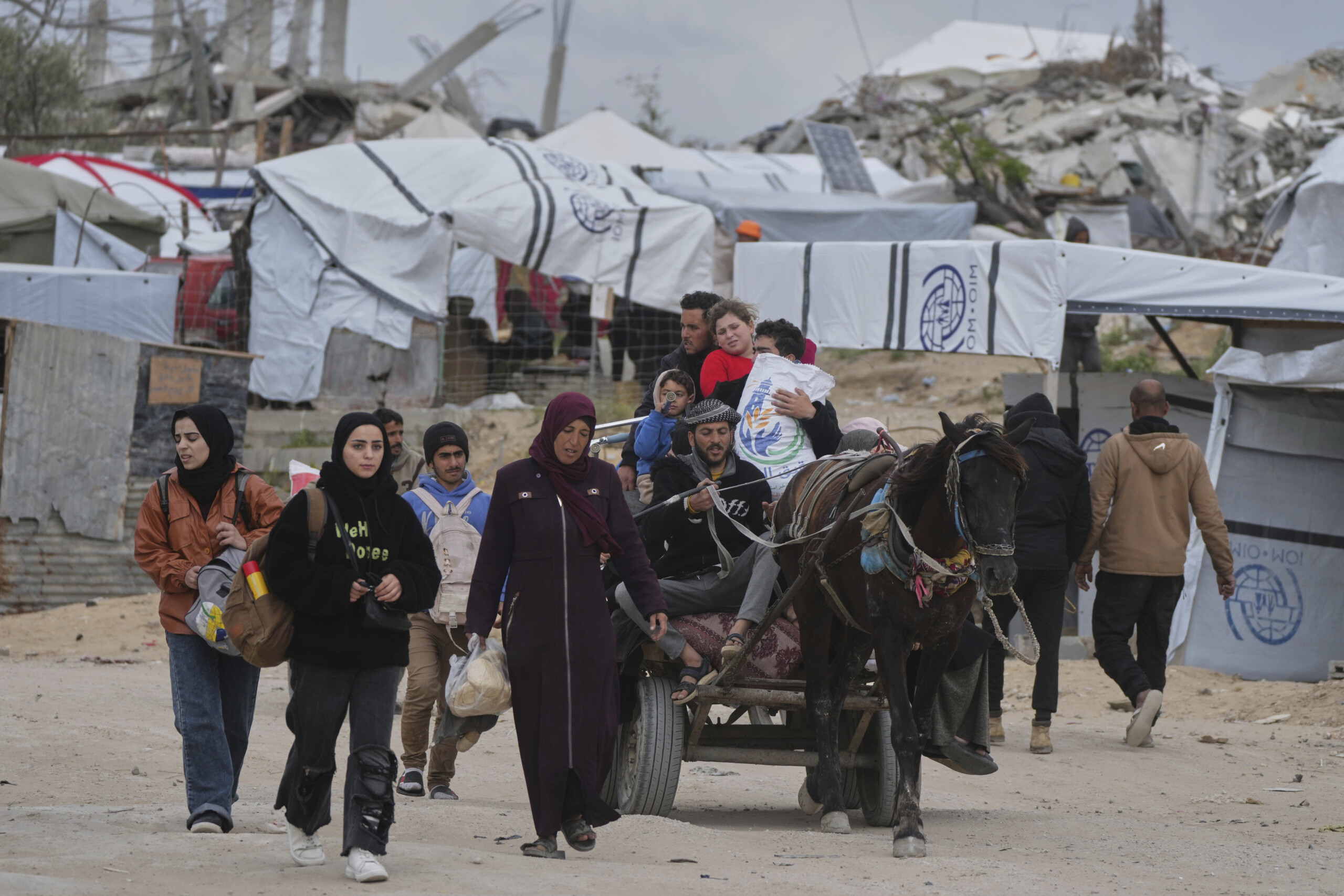Middle East, Egypt willing to host 500,000 Gazawi in Sinai Middle East, Egypt willing to host 500,000 Gazawi in Sinai