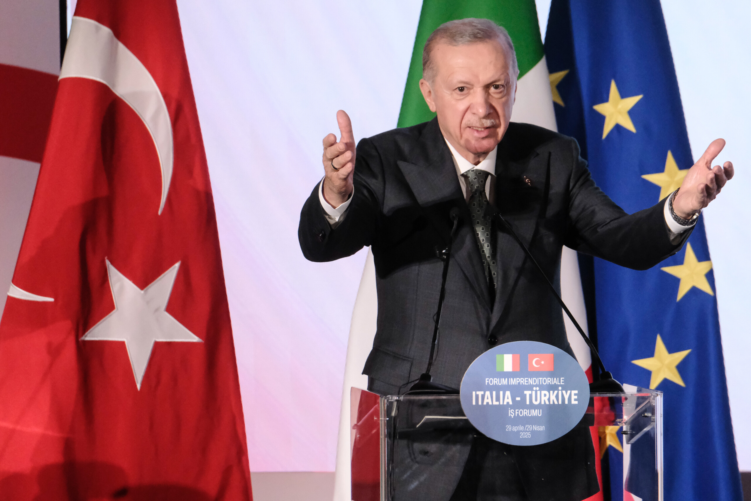 Middle East, Erdogan: ‘Netanyahu is like Hitler and Pol Pot’ Middle East, Erdogan: ‘Netanyahu is like Hitler and Pol Pot’