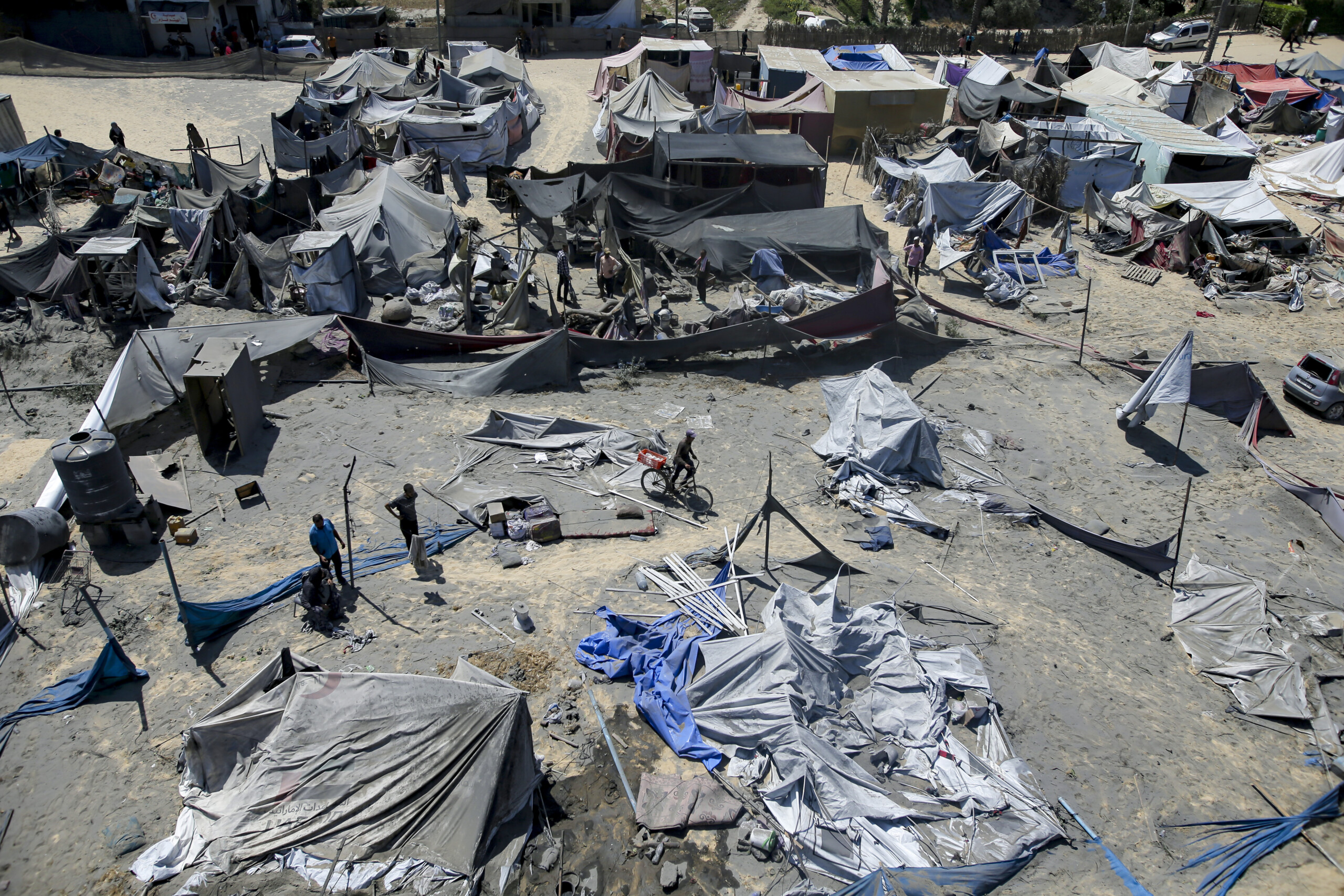Middle East: Gaza authorities report over 200 dead in Israeli raids Middle East: Gaza authorities report over 200 dead in Israeli raids