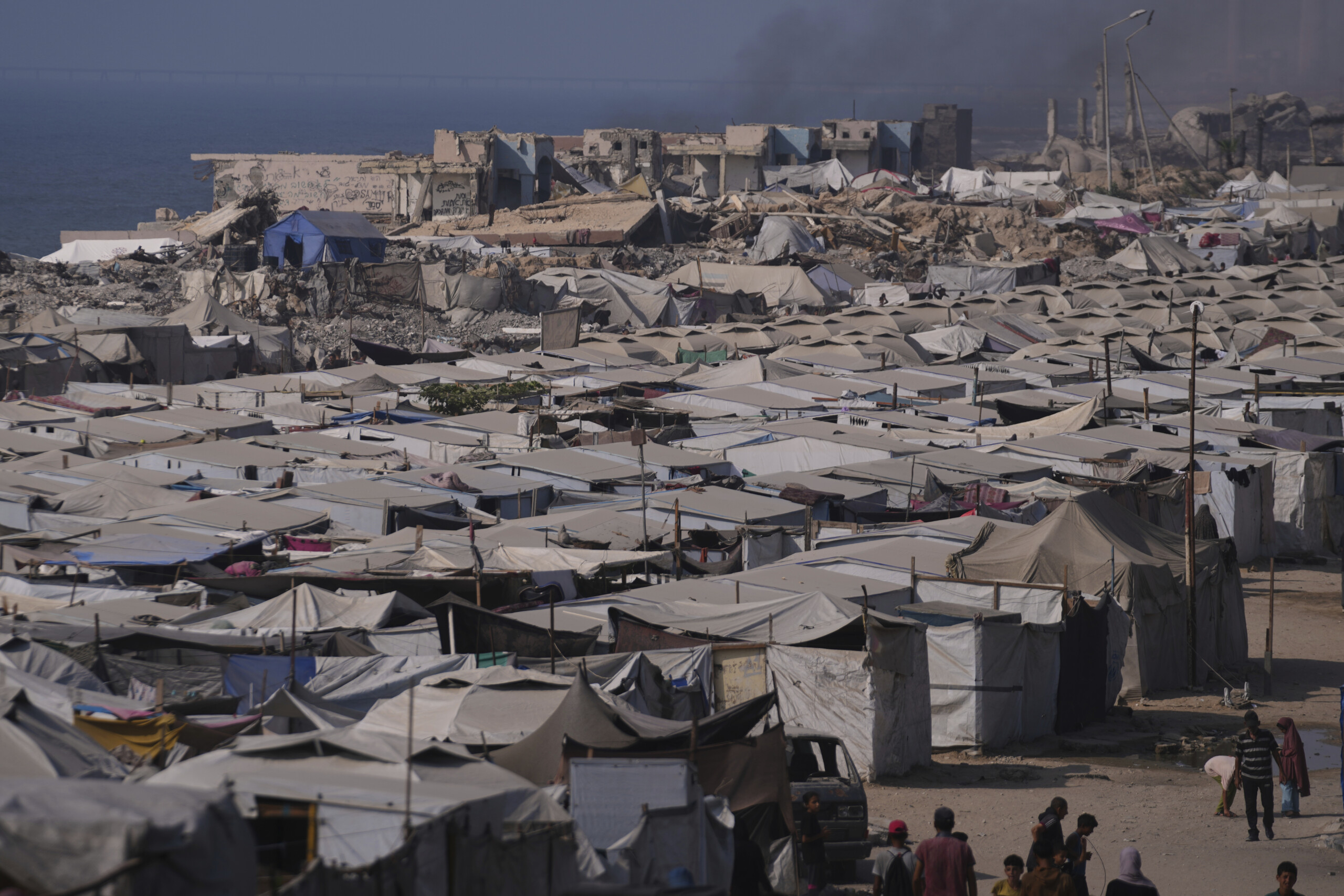 Middle East, Gaza government: ‘100,000 children at risk of imminent death’