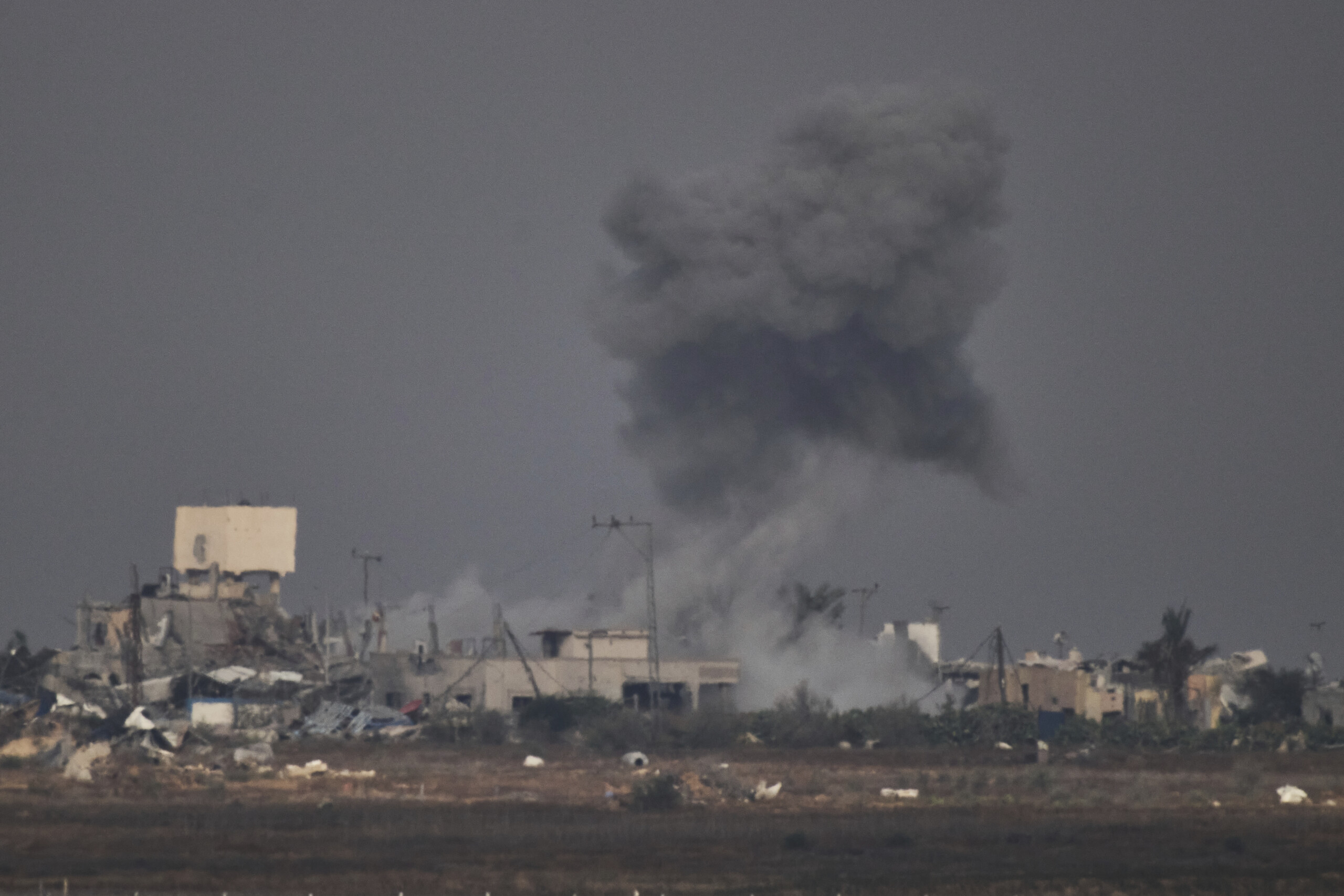 Middle East, IDF: "Explosive trap in Gaza building, 4 soldiers killed"