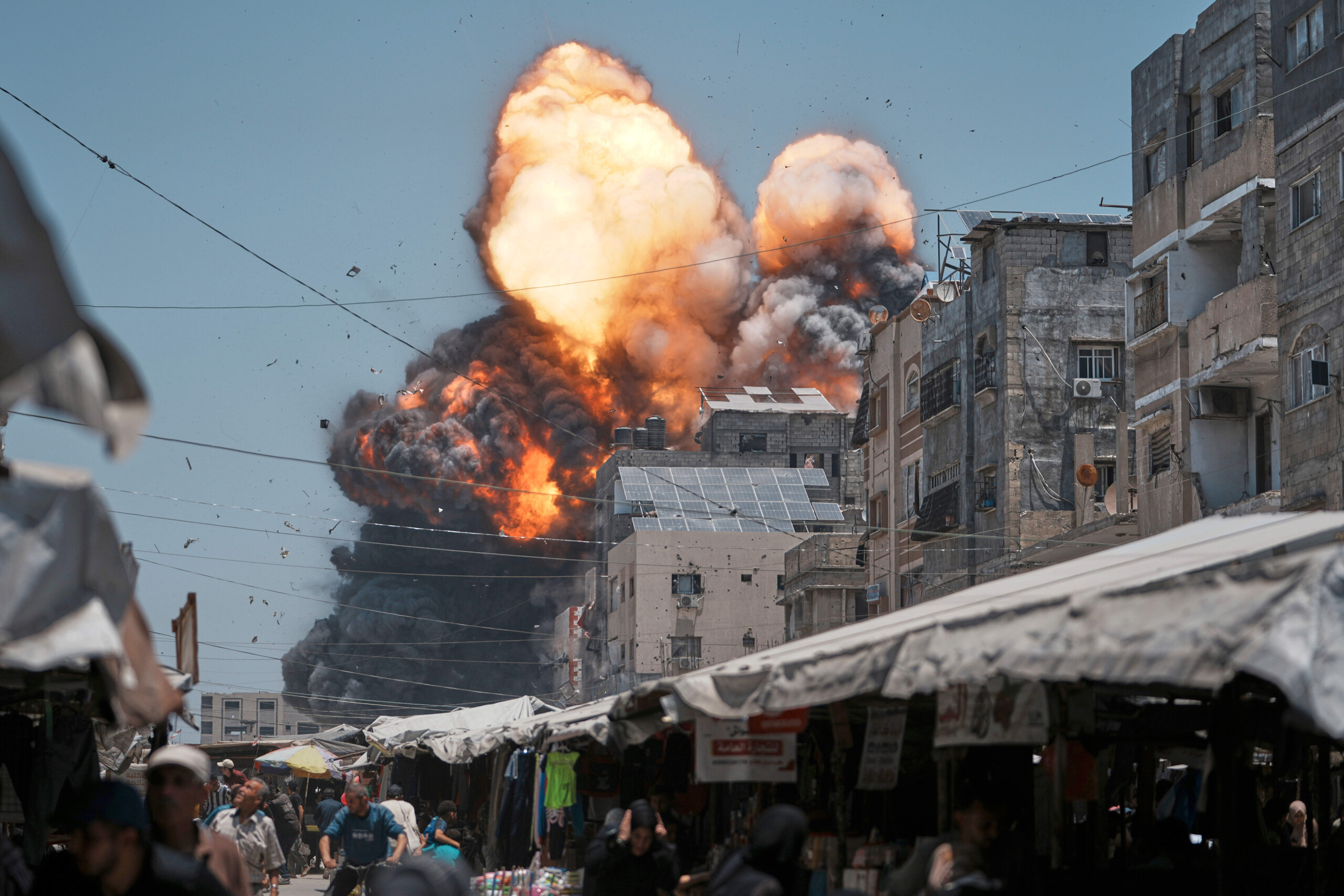 Middle East, IDF: "Ground Offensive Expanded in Gaza" Middle East, IDF: "Ground Offensive Expanded in Gaza"
