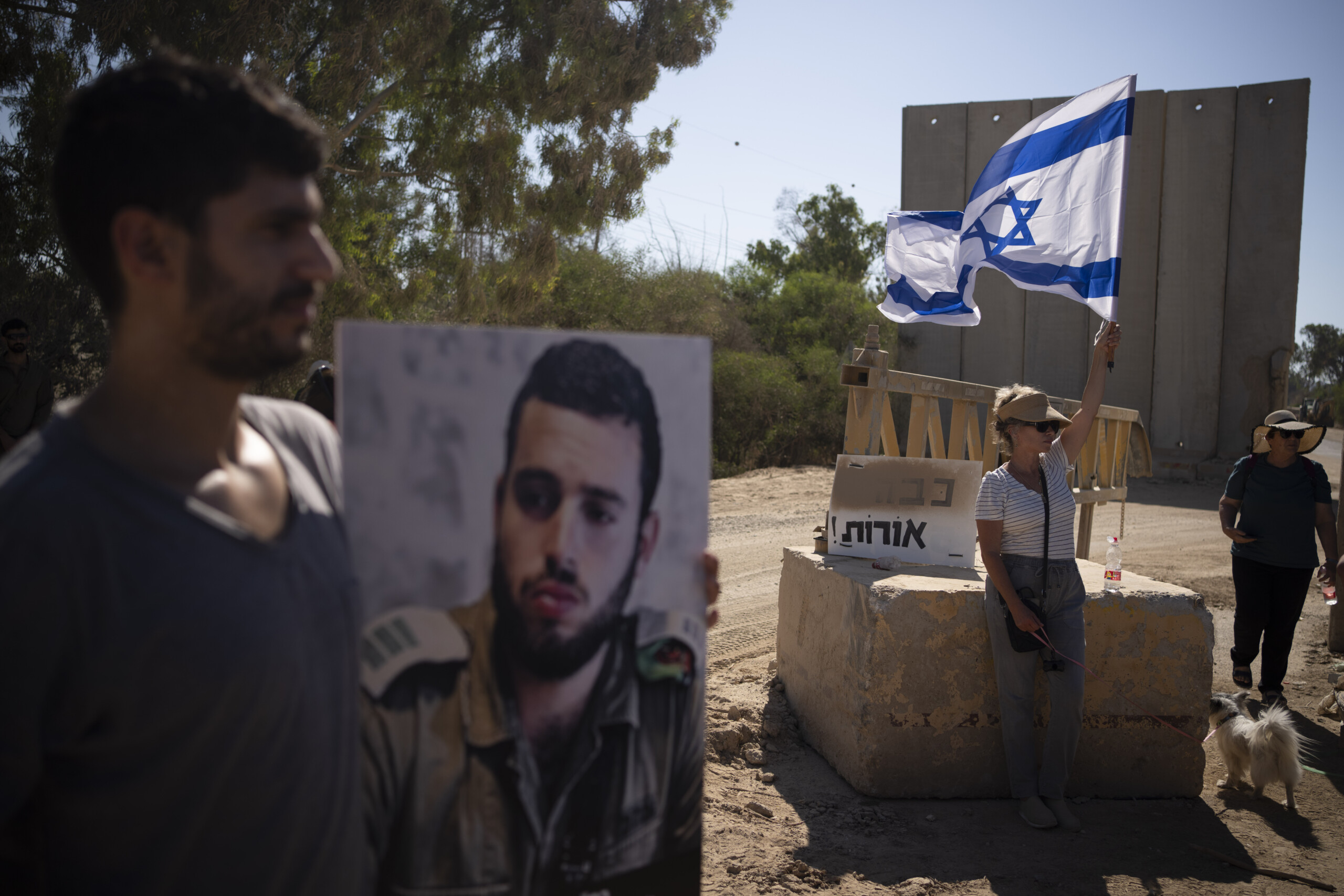 Middle East: Idf, killed Hamas chief who led assault on Nahal Oz on 7/10 Middle East: Idf, killed Hamas chief who led assault on Nahal Oz on 7/10