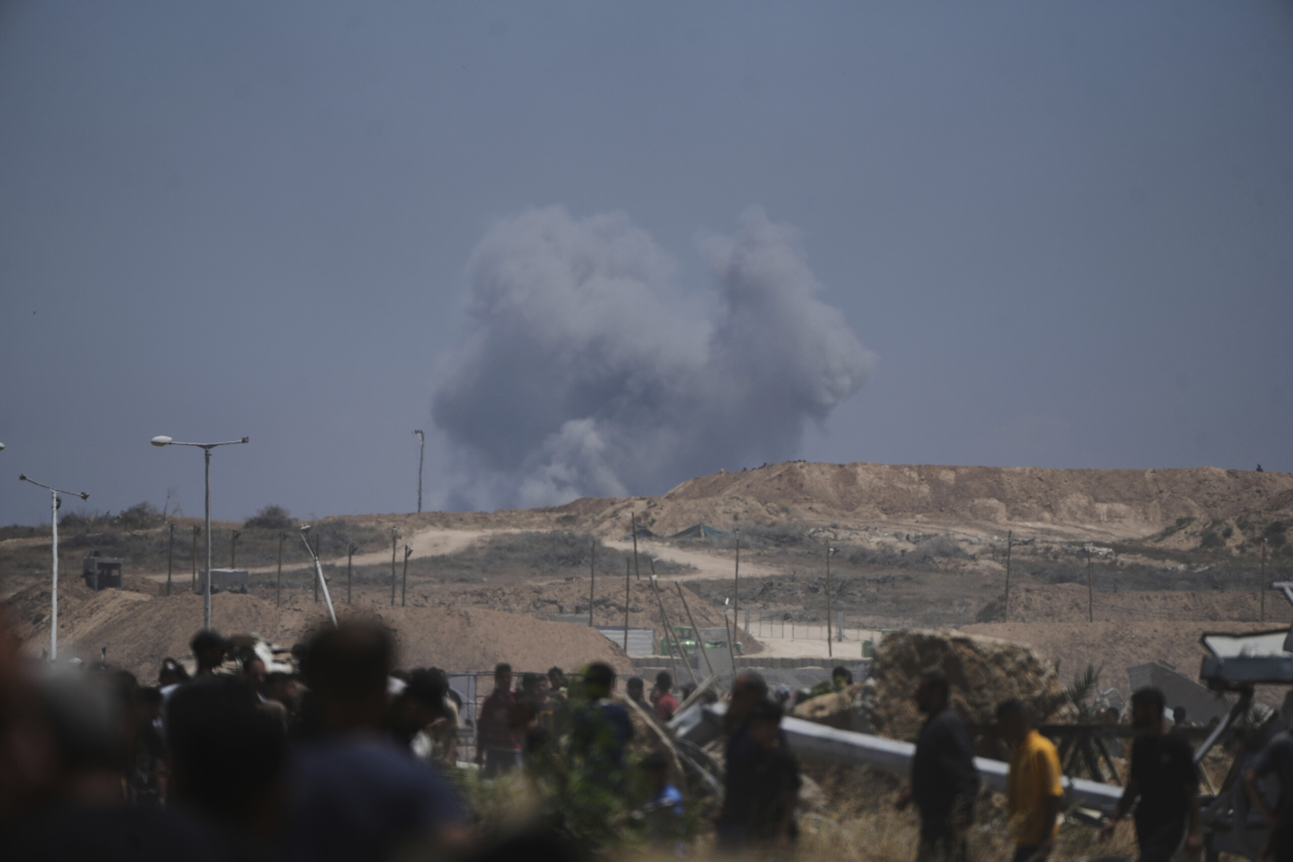 Middle East, IDF raid on Gaza home: 22 victims including women and children Middle East, IDF raid on Gaza home: 22 victims including women and children