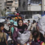 Middle East, Israel: "Five trucks carrying humanitarian aid entered Gaza"