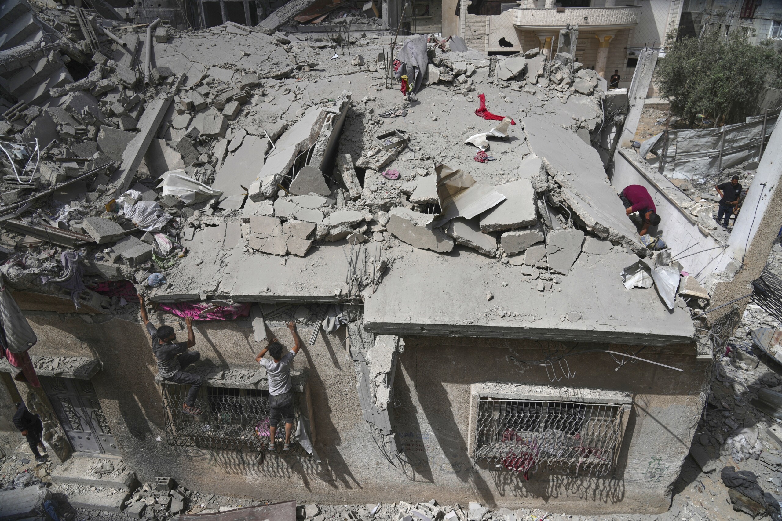 Middle East, media: at least 45 killed in Israeli airstrikes on Gaza in the past 24 hours Middle East, media: at least 45 killed in Israeli airstrikes on Gaza in the past 24 hours