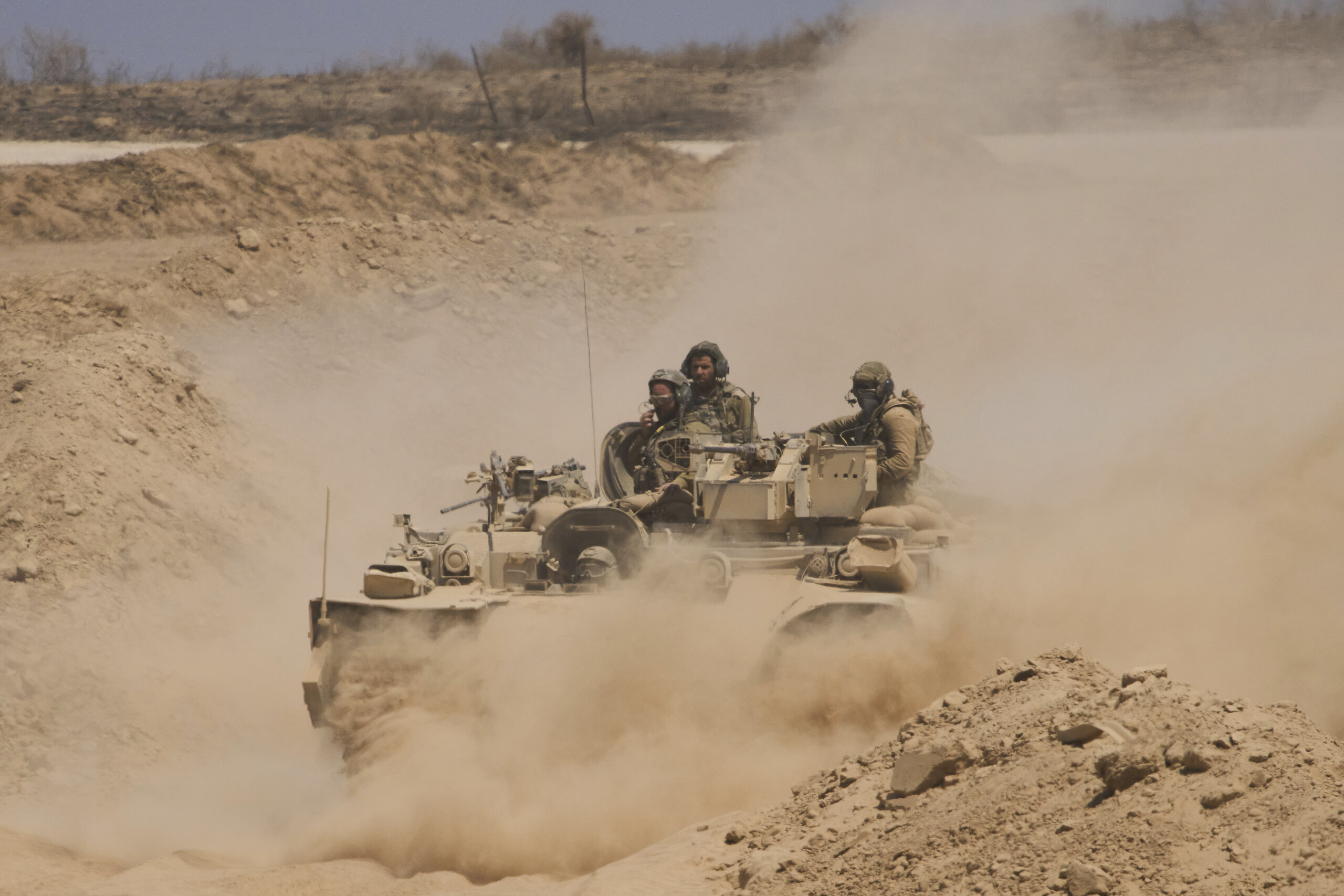 Middle East, media: death toll rises to 81 today in Israeli raid on Gaza