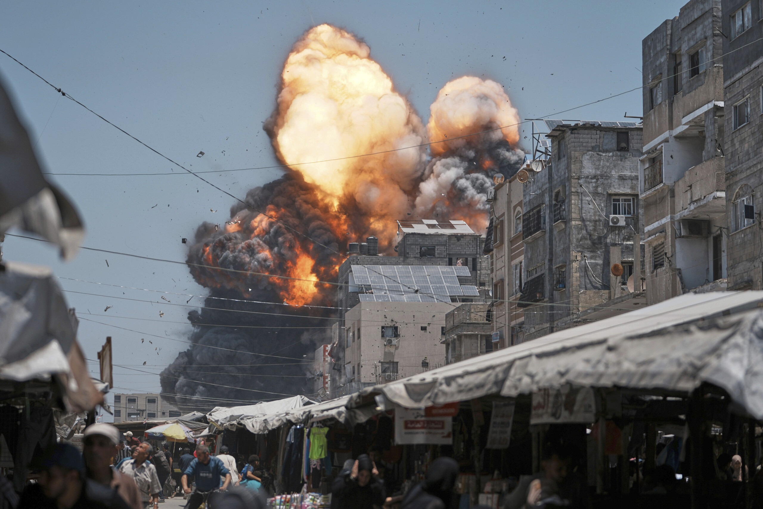 Middle East: media reports at least 21 dead in Israeli raid on Gaza Strip