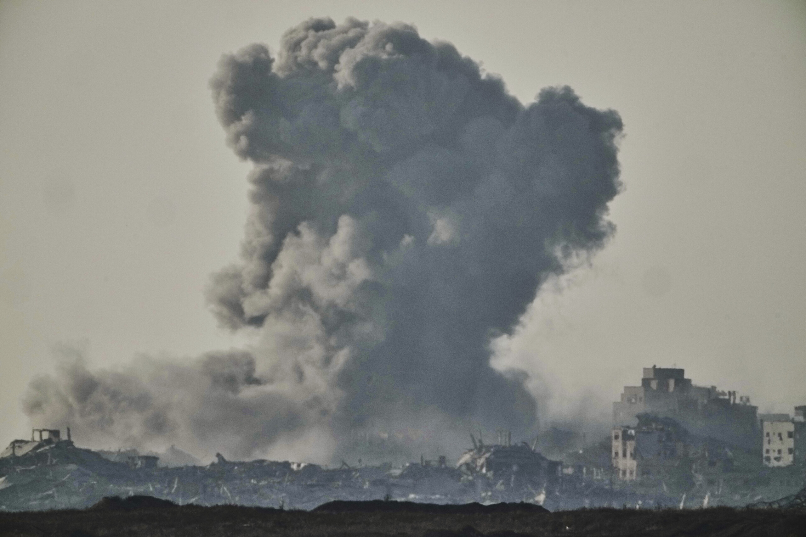 Middle East: media reports at least 23 civilians killed in Israeli bombing of Gaza Middle East: media reports at least 23 civilians killed in Israeli bombing of Gaza
