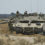 Middle East: media reports IDF armoured vehicles advancing in central Gaza