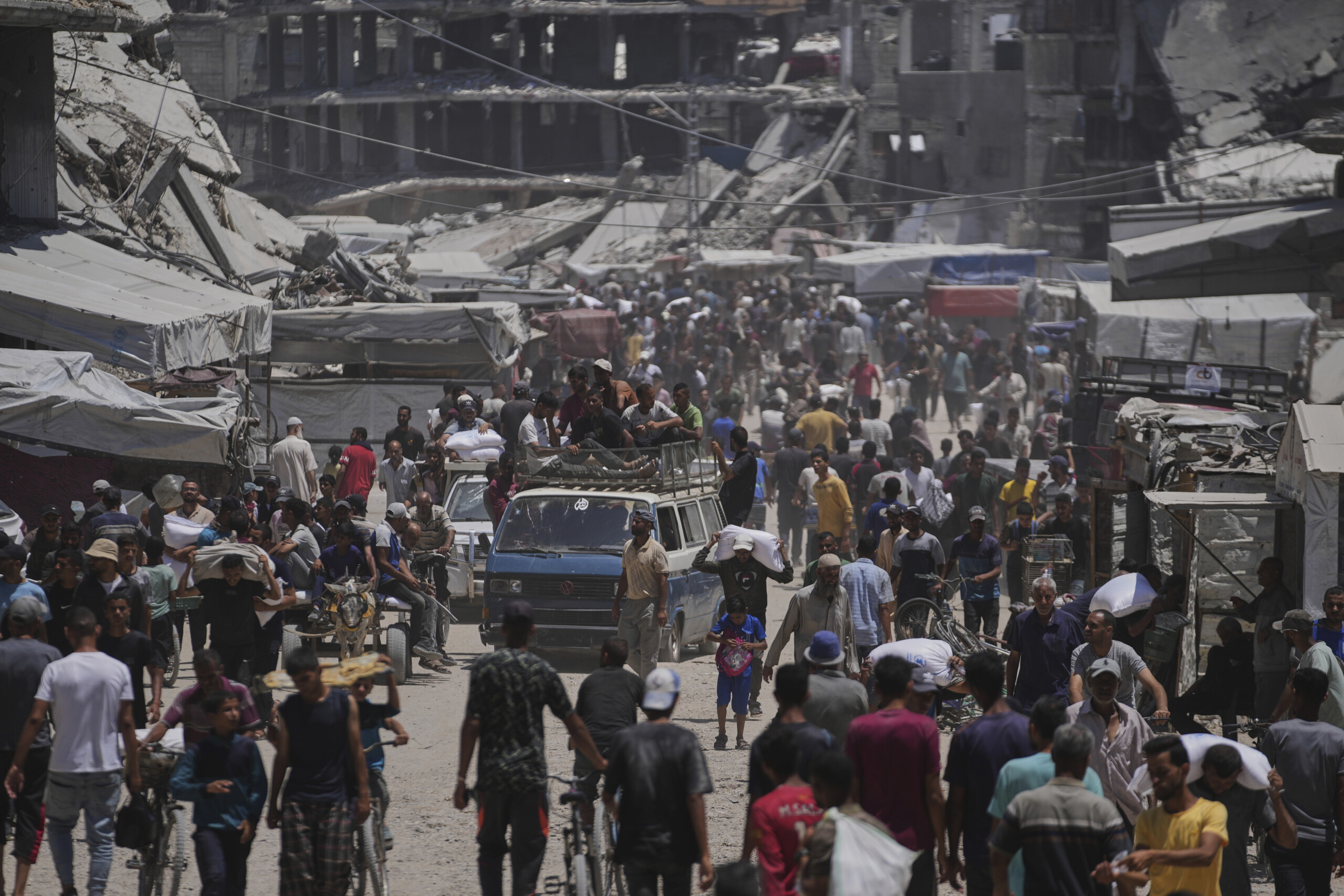 Middle East, Red Crescent: ‘Attack on our headquarters is a war crime’