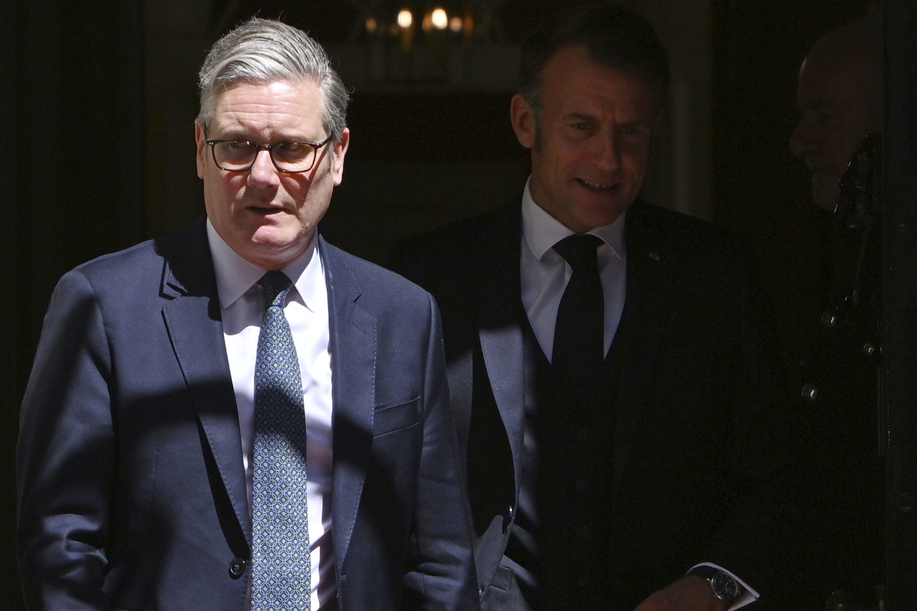 Middle East: Starmer chairs emergency cabinet meeting on Gaza