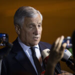 Middle East, Tajani: "Italian activists blocked in Cairo, we are monitoring the situation"