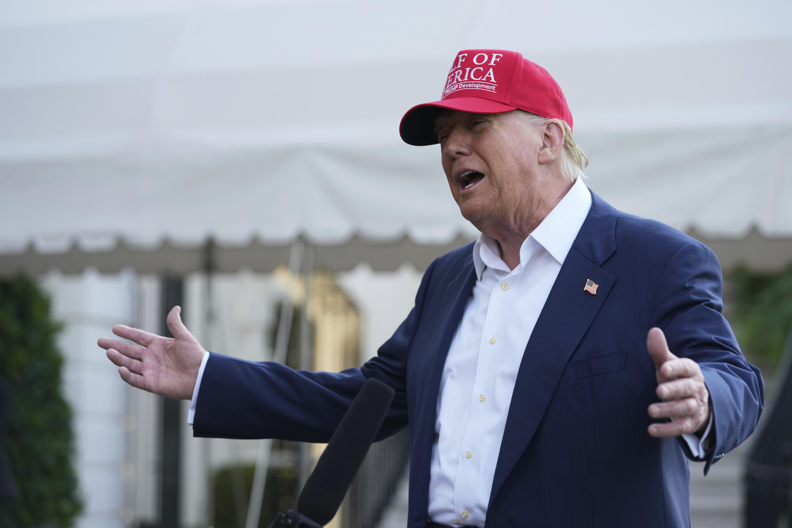 Middle East, Trump: ‘I hope for a ceasefire in Gaza next week’