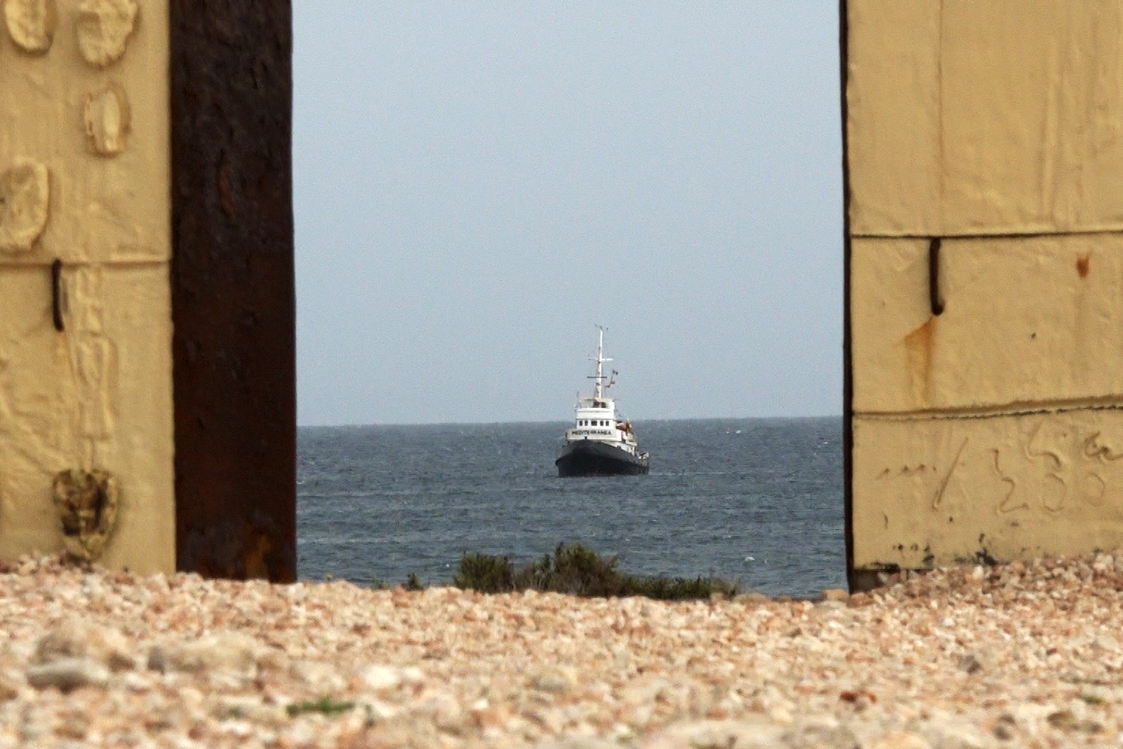 Migrants, Mediterranea: 10 people thrown into the sea by Libyan militiamen