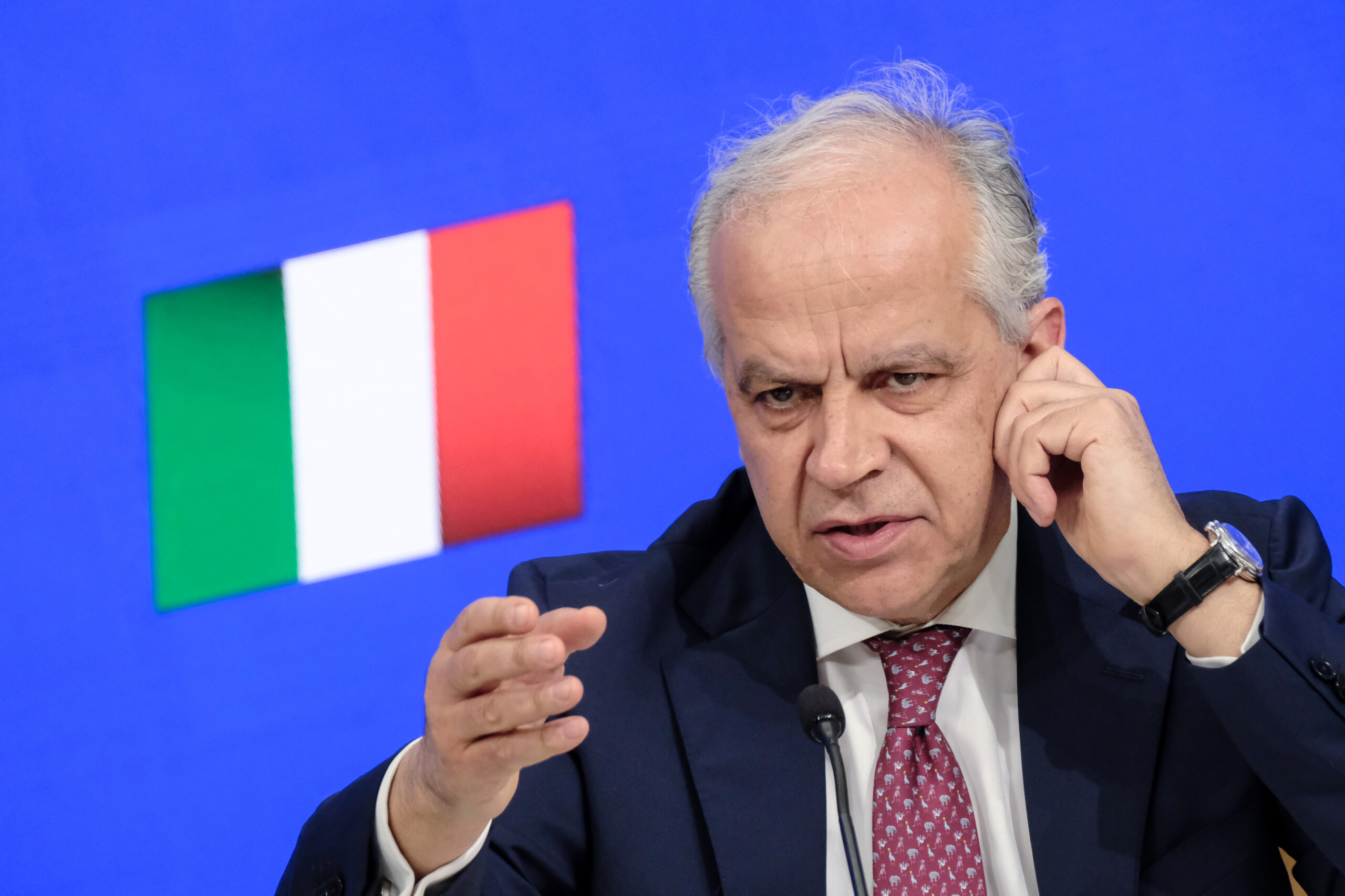 Migrants, Piantedosi: ‘Illegal immigration creates instability’. Migrants, Piantedosi: ‘Illegal immigration creates instability’.