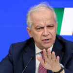 Migrants, Piantedosi: "Wristbands? A perfectly normal practice"