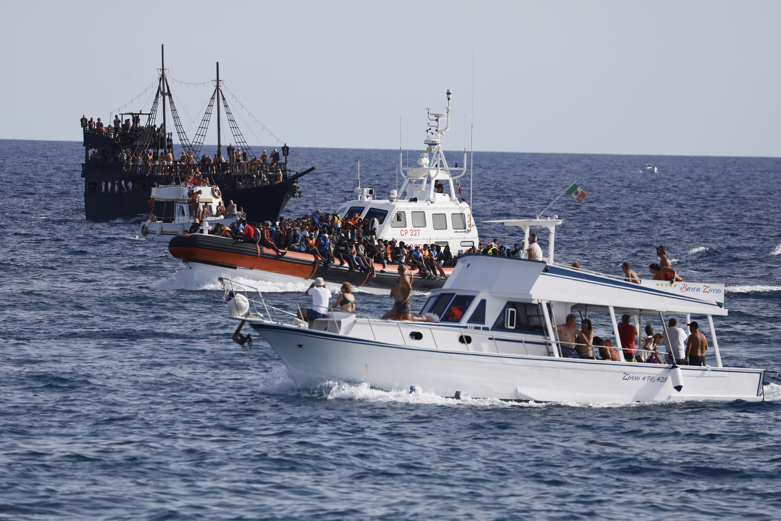 Migrants: rubber dinghy rescued off Lampedusa, three bodies recovered, including two children Migrants: rubber dinghy rescued off Lampedusa, three bodies recovered, including two children
