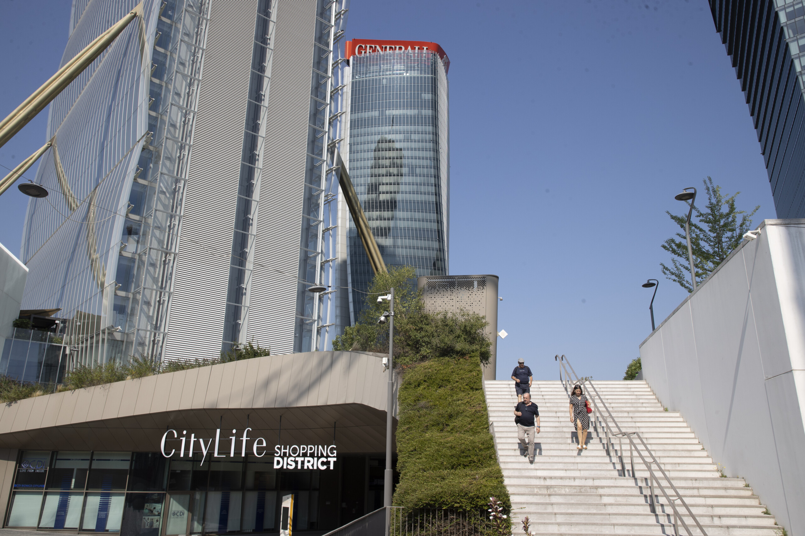 Milan: prosecutors order seizure of Hadid tower roof Milan: prosecutors order seizure of Hadid tower roof