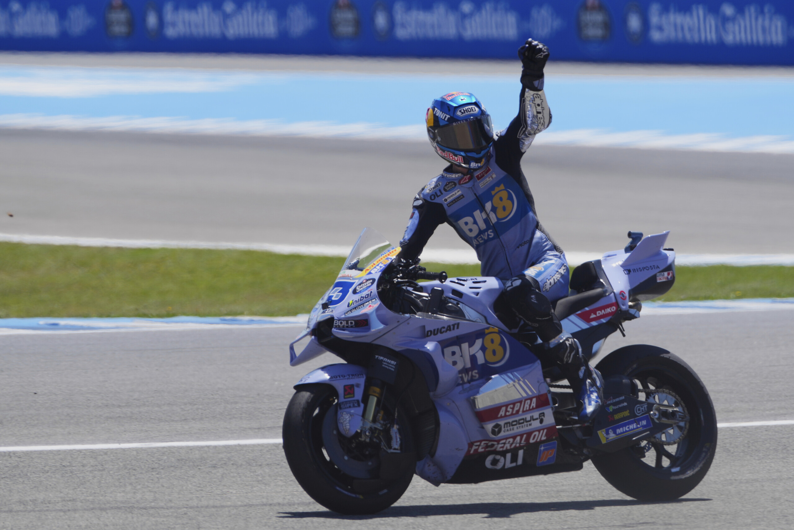 MotoGP: British Grand Prix, Alex Marquez wins sprint, Marc 2nd and Bagnaia 6th