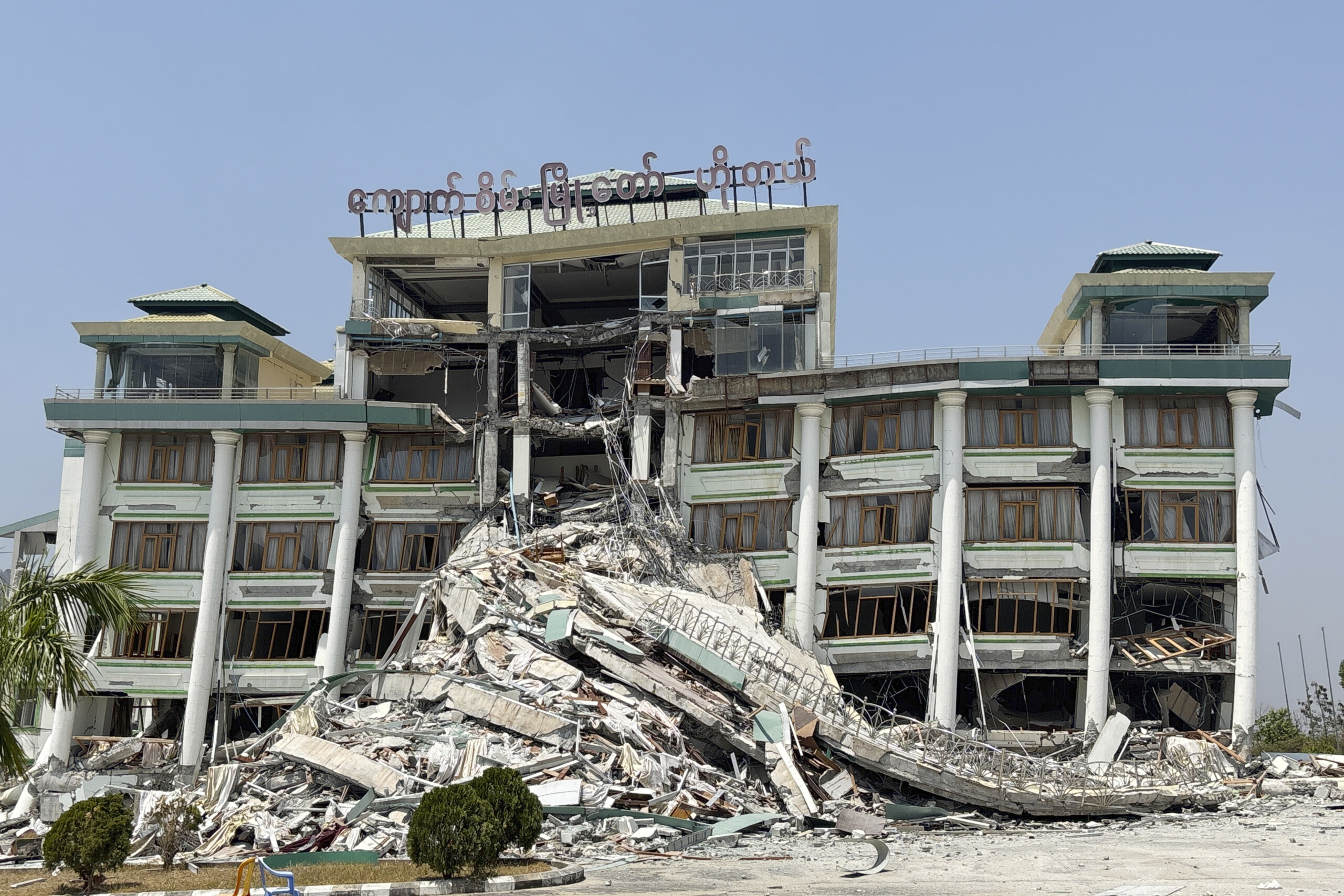 Myanmar, death toll rises to 3,085 Myanmar, death toll rises to 3,085