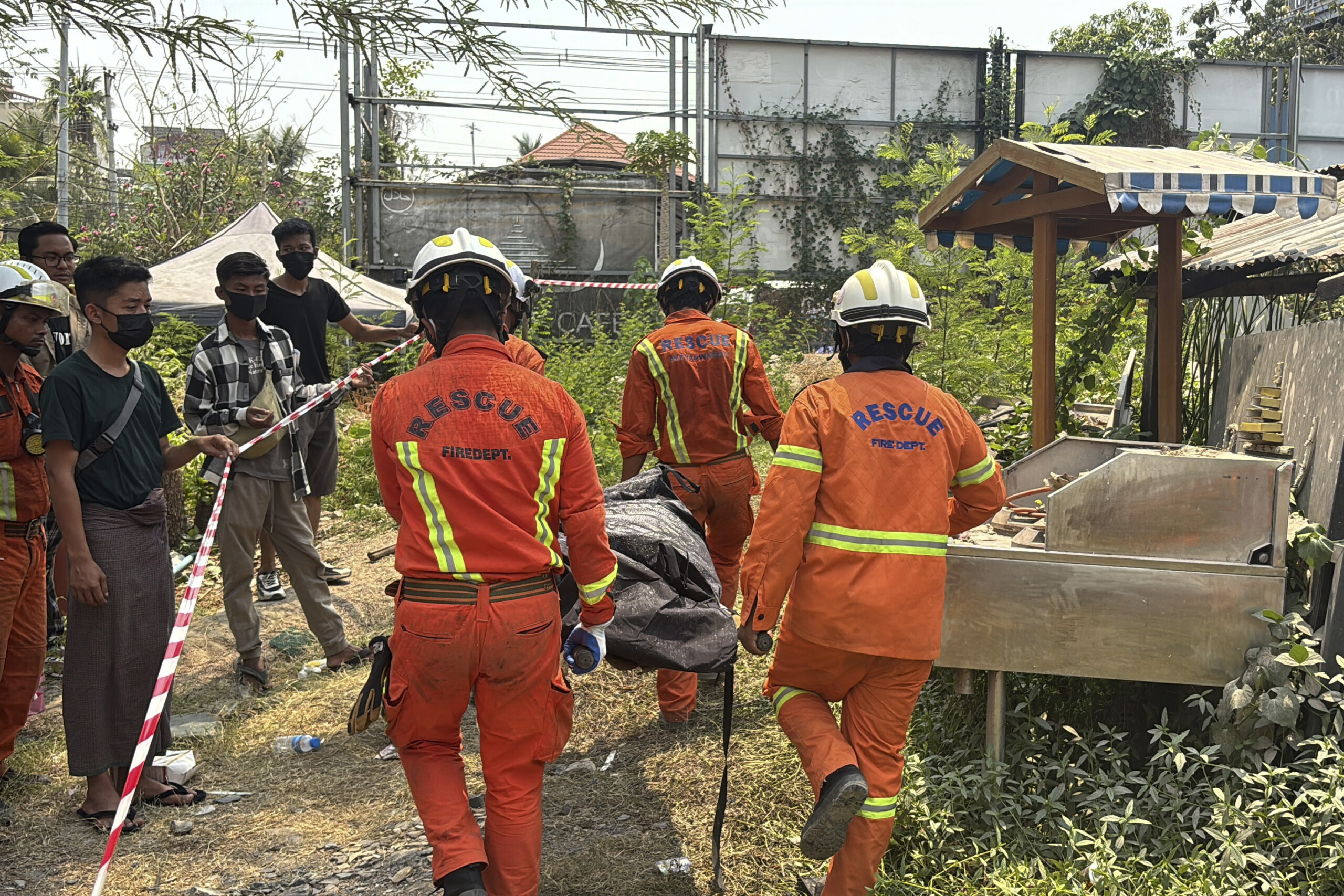 Myanmar earthquake: death toll rises to 3,145 Myanmar earthquake: death toll rises to 3,145