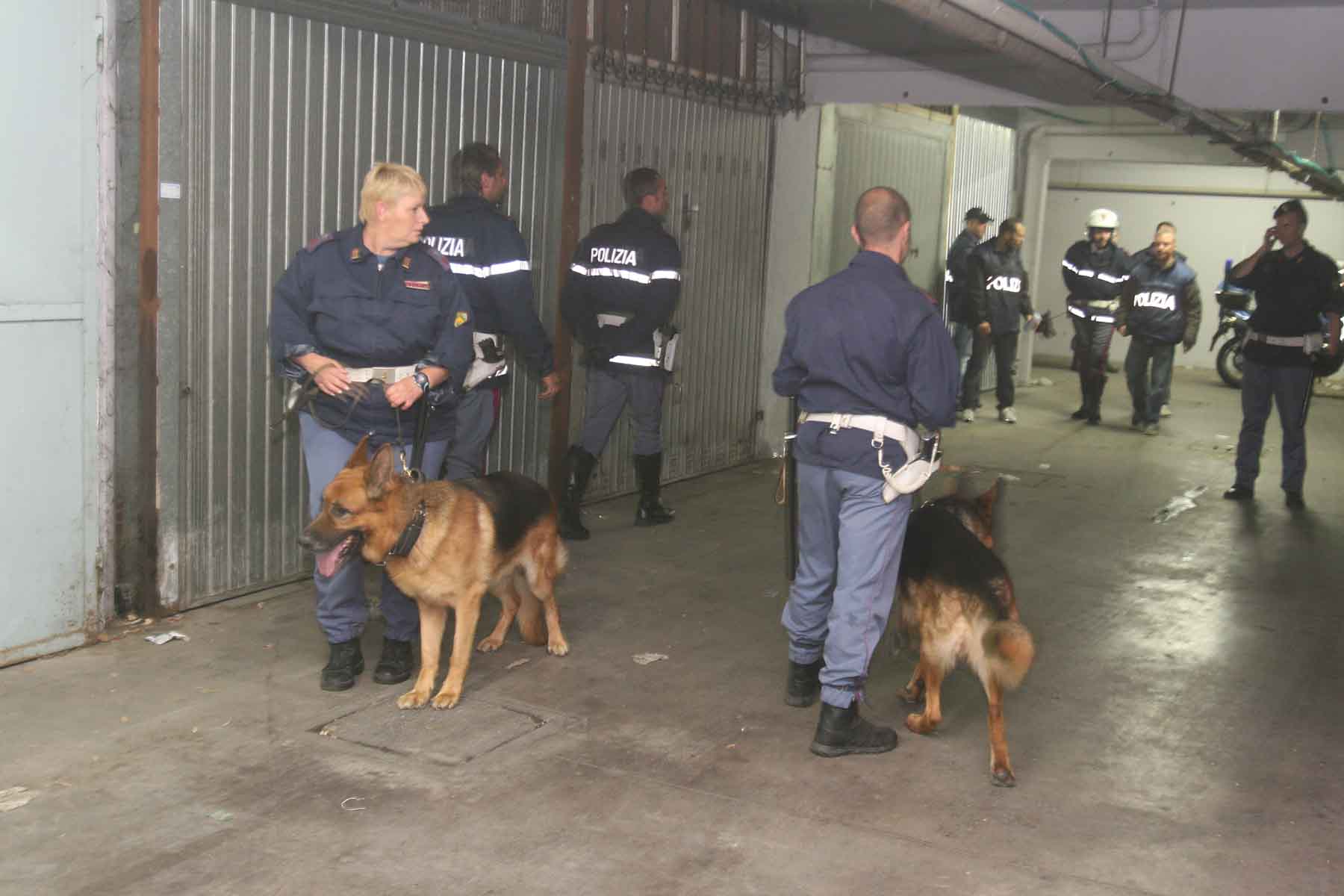 Naples: anti-Camorra operation, 25 precautionary measures