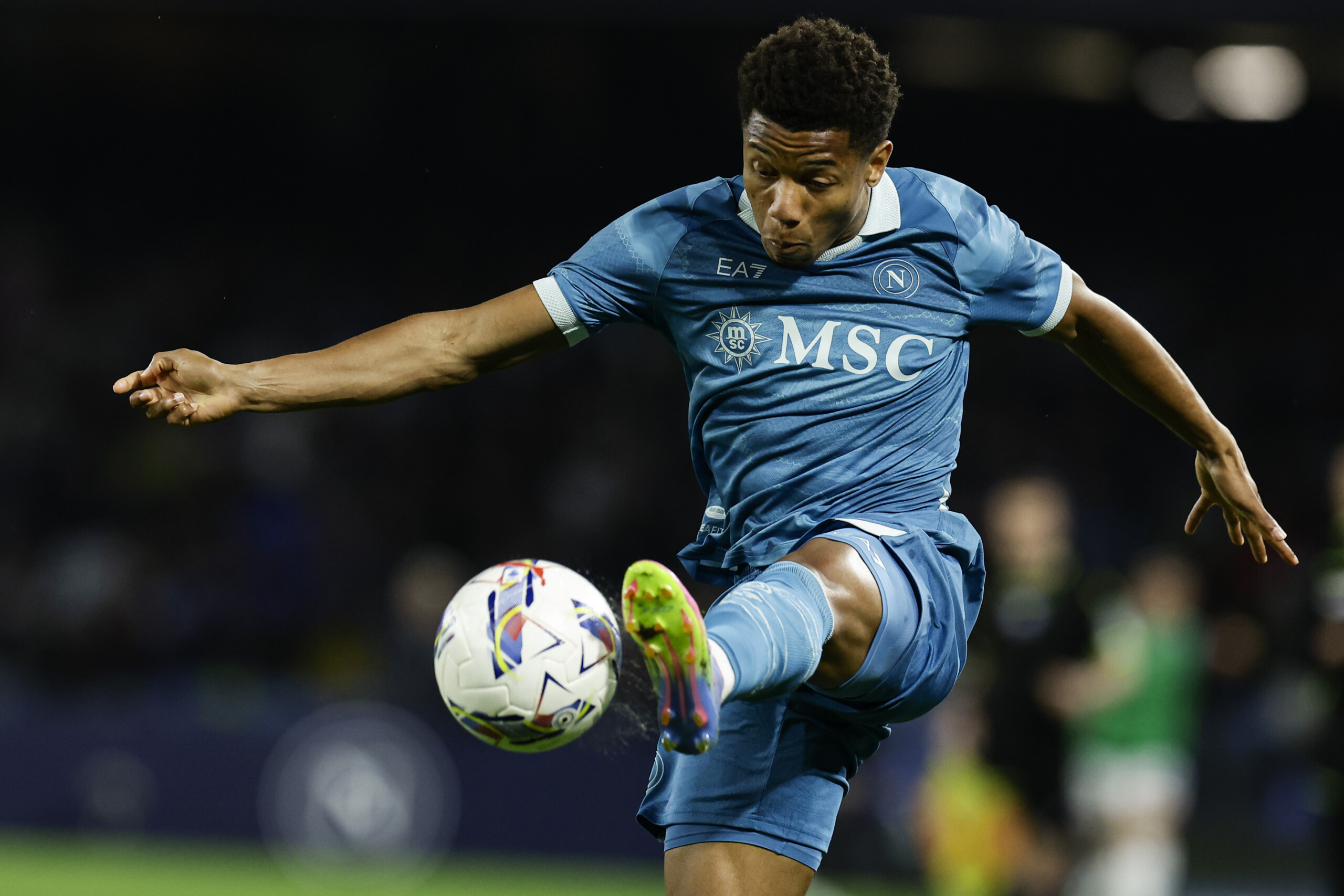 Napoli: David Neres Suffers Soleus Muscle Strain