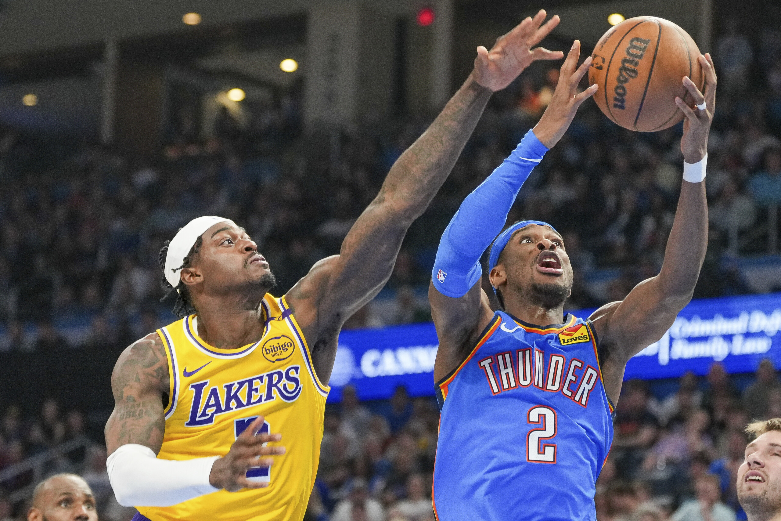 NBA: Gilgeous-Alexander Dominates Lakers, Boston Outsmarts New York in Overtime