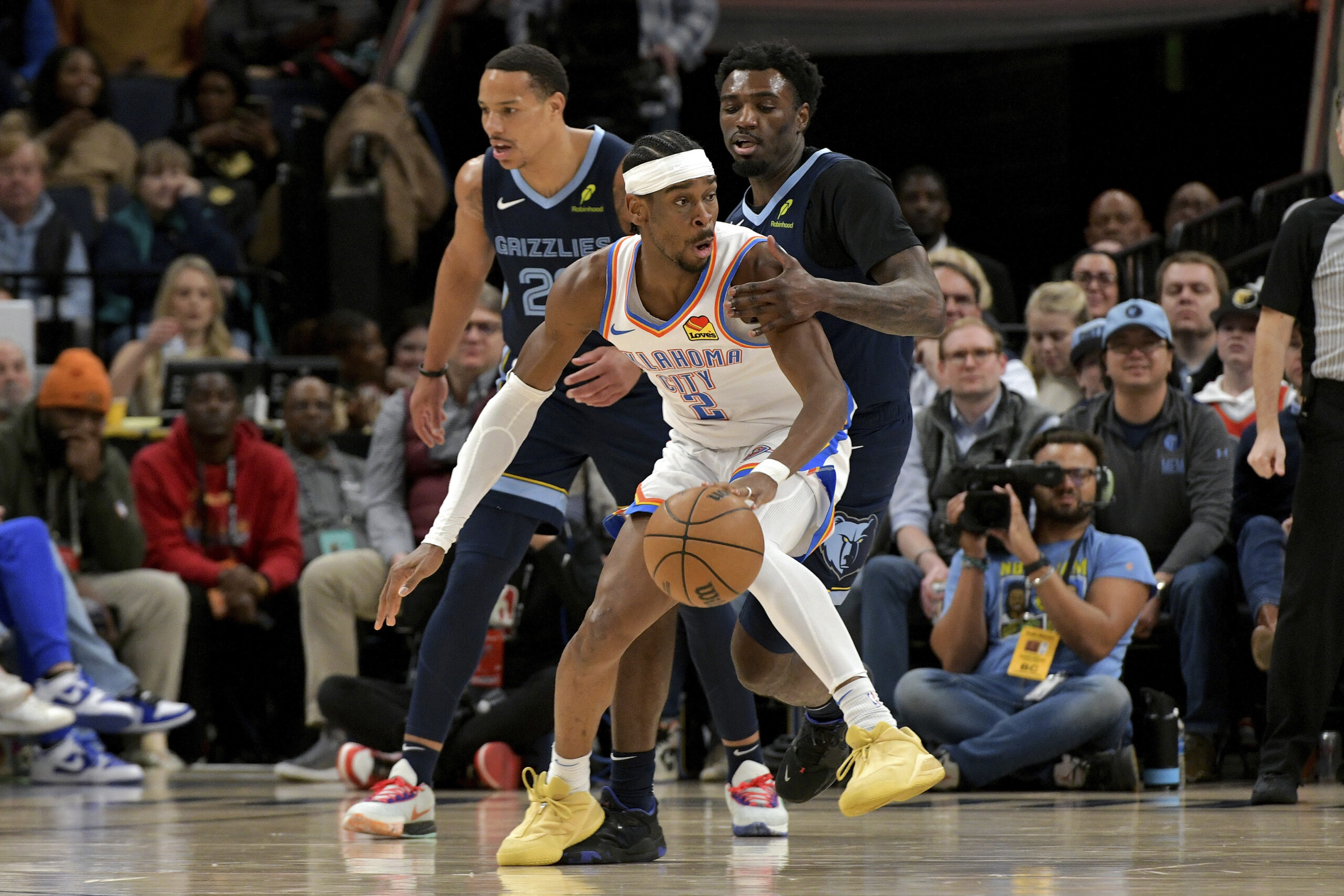 NBA: Oklahoma beats Memphis, Cavs win again NBA: Oklahoma beats Memphis, Cavs win again