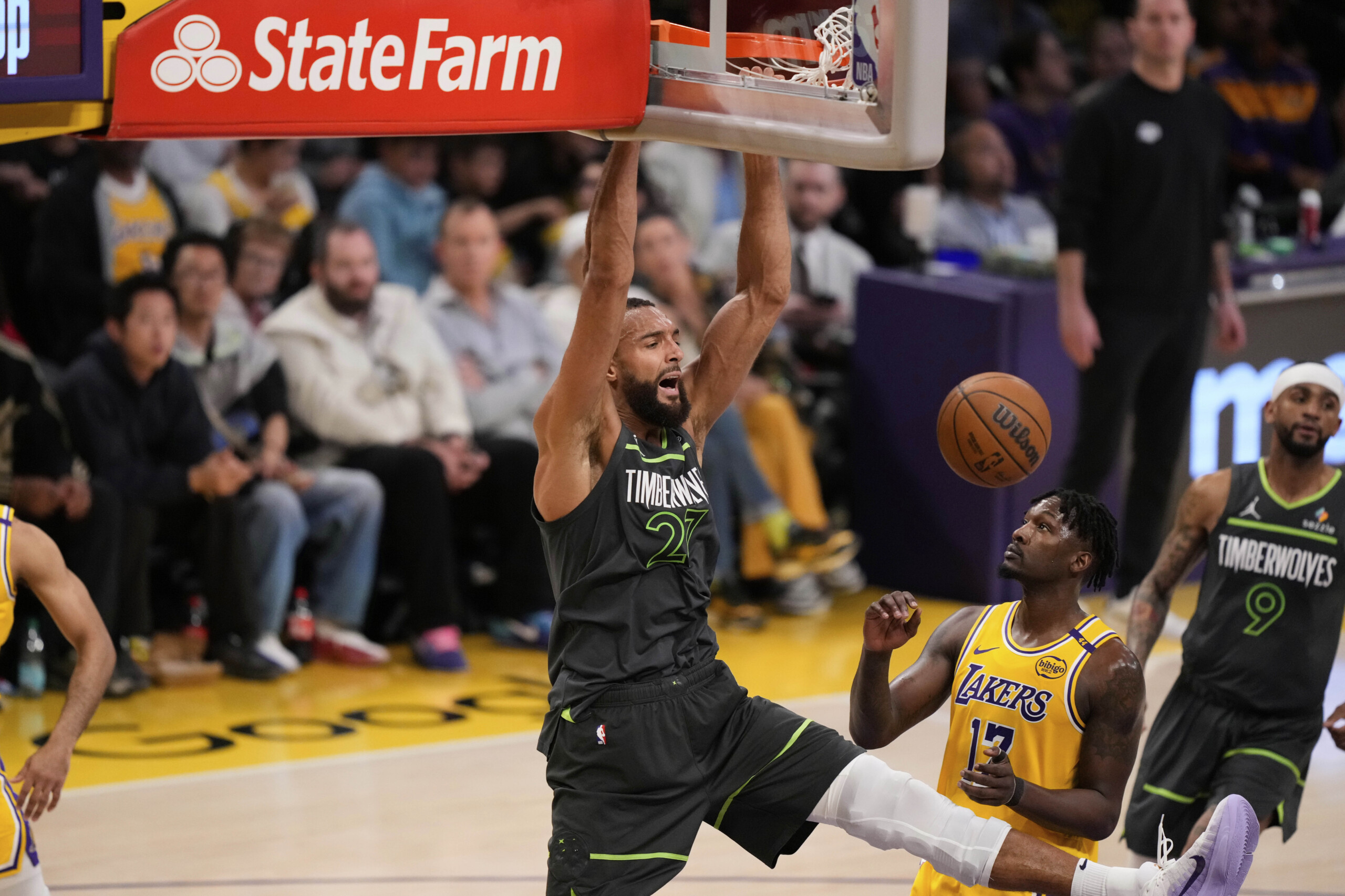 NBA Playoffs: Minnesota advance, Lakers eliminated