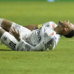 New injury for Neymar: he leaves the pitch in tears