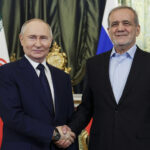 Nuclear issue, Putin speaks with Iranian president: "Ready to help facilitate a fair agreement"