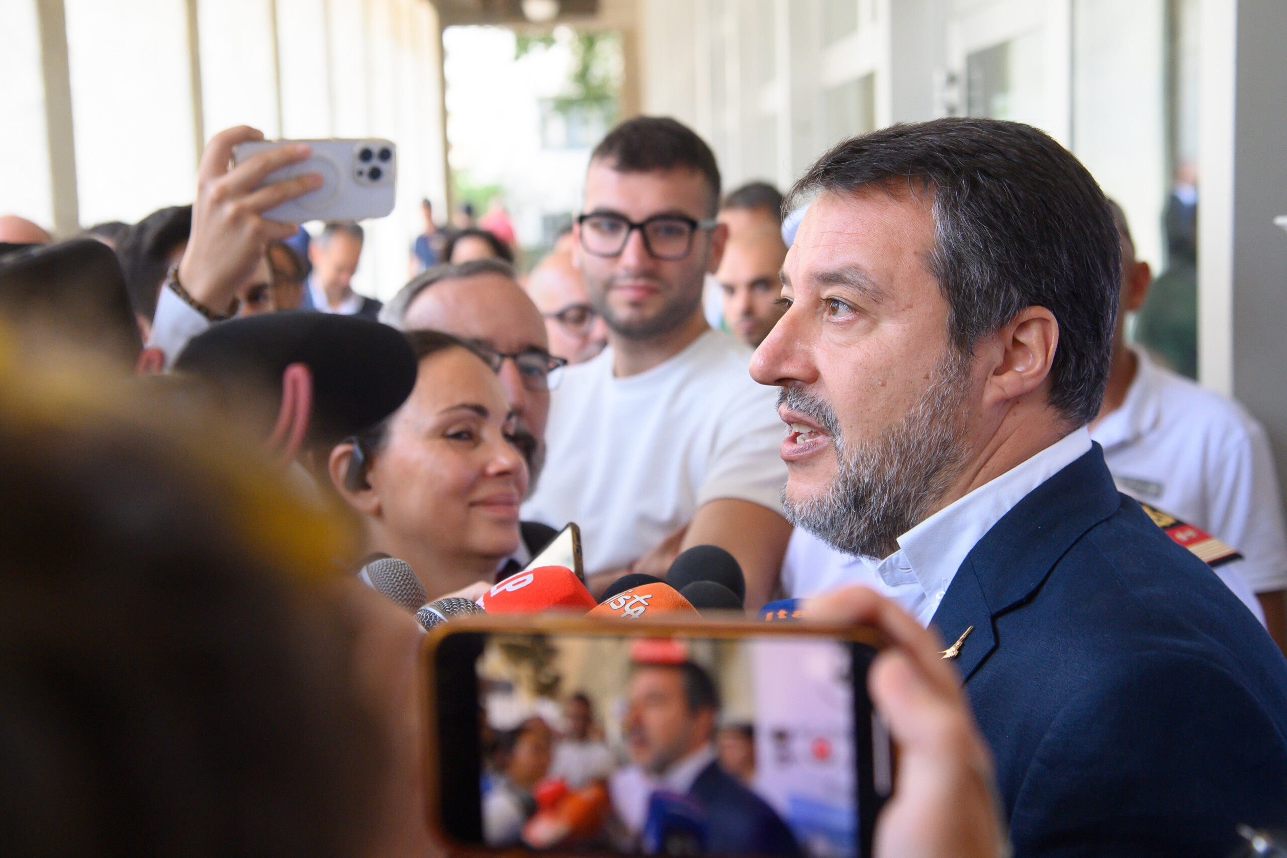 Open Arms, League: "Prosecutor seeking revenge, left-wing shows double standards with Salvini" Open Arms, League: "Prosecutor seeking revenge, left-wing shows double standards with Salvini"