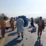 Pakistan, Suicide Bomber Targets School Bus in Balochistan: 4 Dead and 38 Injured