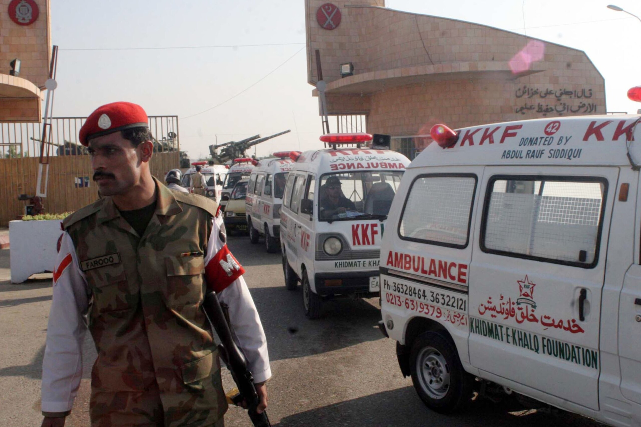Pakistan: truck plunges into ravine, 13 dead and 20 injured