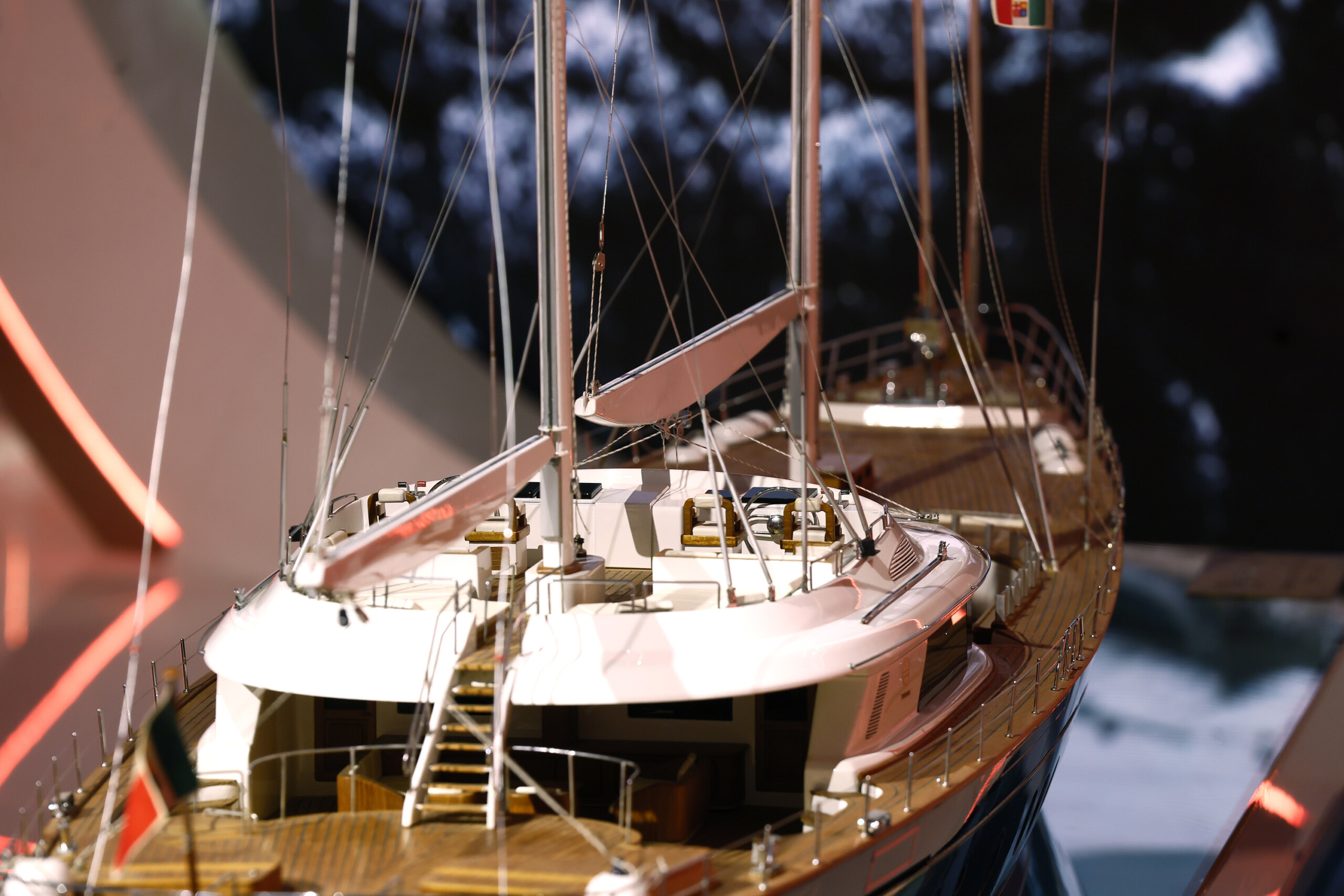 Palermo, Saturday marks the start of the Bayesian wreck recovery operations: 25 days required