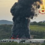 Perugia, fire at Umbertide factory nearly extinguished: no injuries reported
