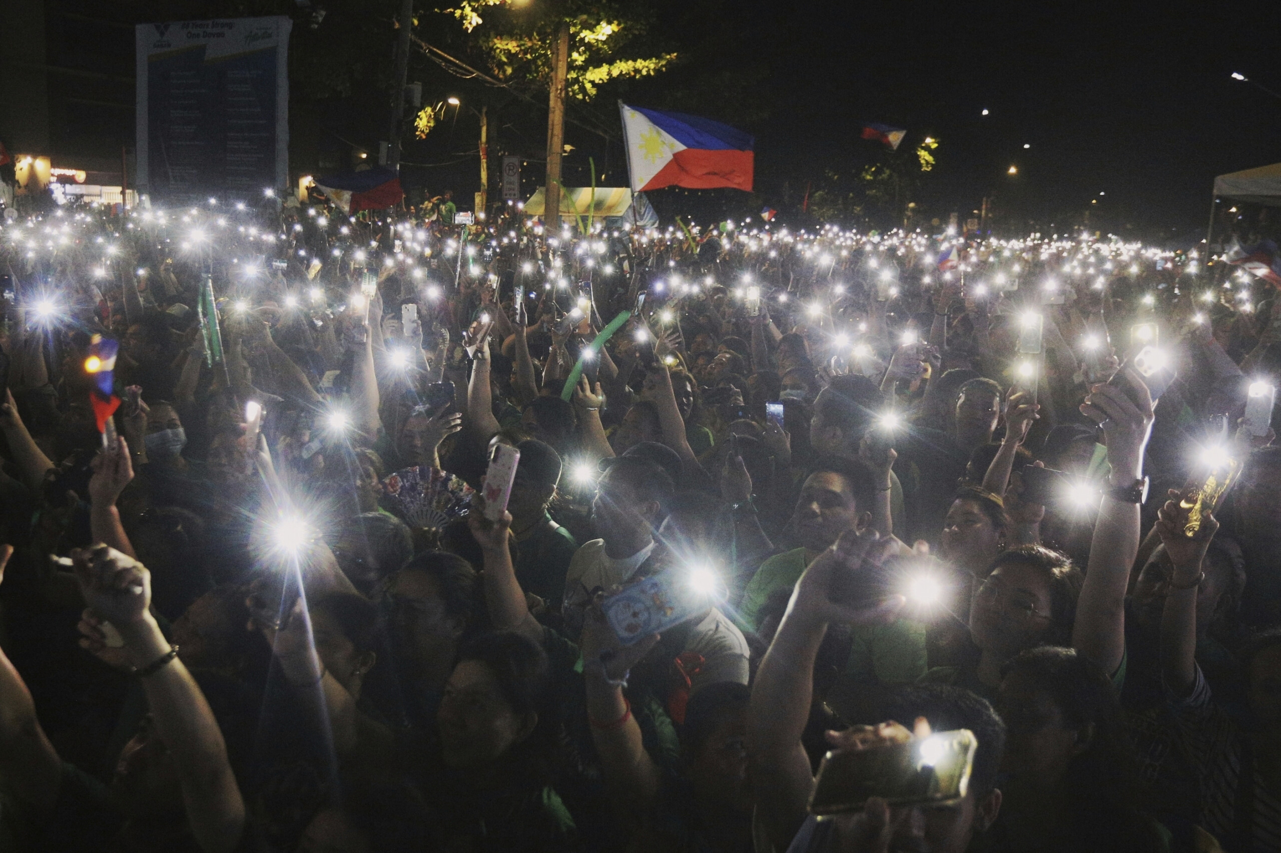 Philippines: mid-term elections, Duterte among candidates