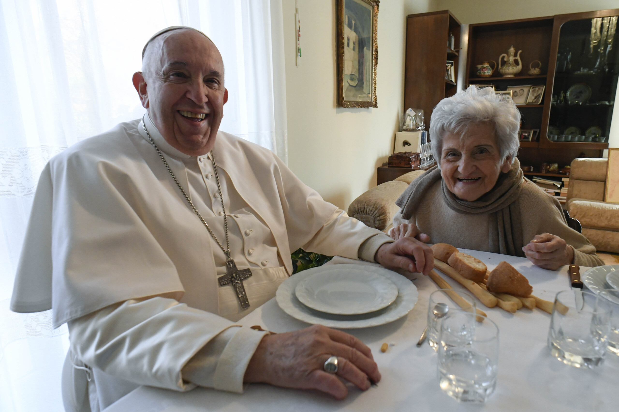 Pope, cousin Carla: ‘There will never be another like him’ Pope, cousin Carla: ‘There will never be another like him’