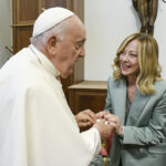 Pope Francis' death, Meloni: "Deeply saddened, he leaves us a great man and a great shepherd."