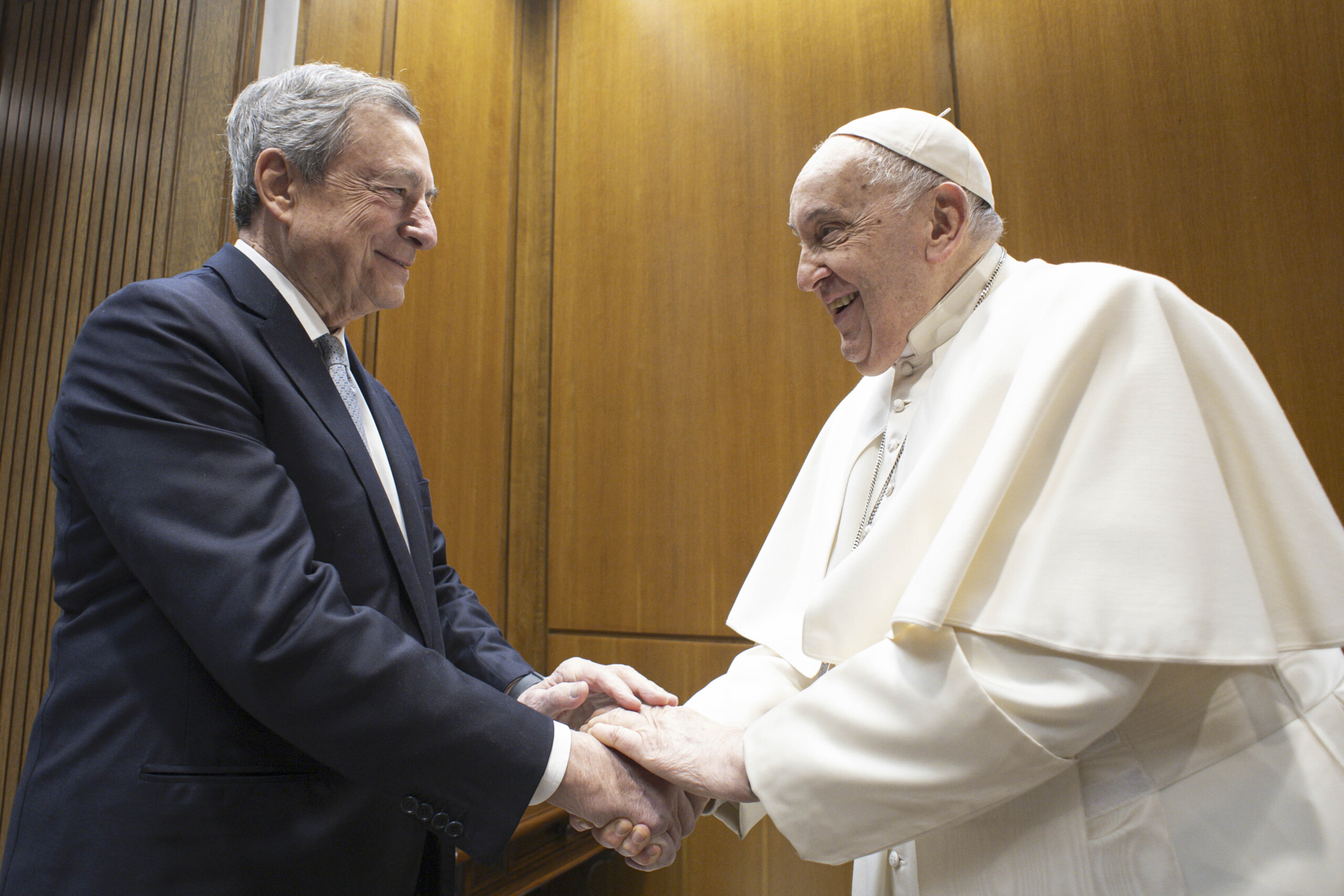 Pope Francis, Draghi: ‘He was close to me in difficult times, he illuminated the world’ Pope Francis, Draghi: ‘He was close to me in difficult times, he illuminated the world’