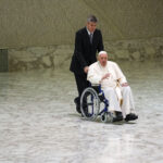 Pope Francis: first signs of illness at 5.30am then coma