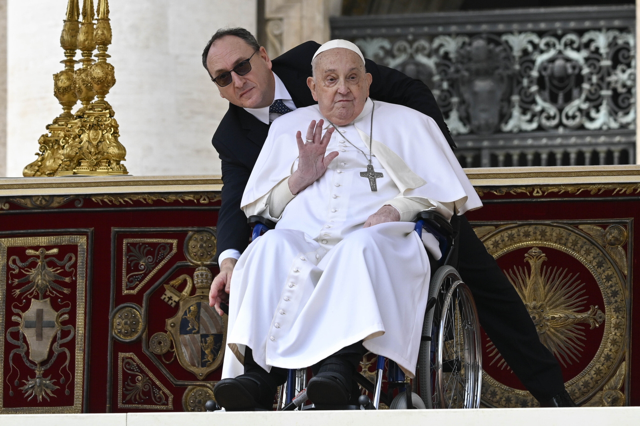 Pope Francis' papalina at auction, proceeds for charity